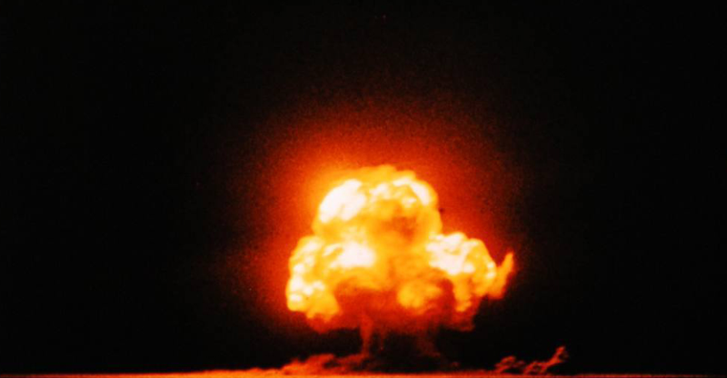 Illustration for article titled Secrets of the Manhattan Project Leaked 1500 Times During World War II